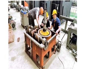 建筑機械鋼筋加工行業(yè)使用減速機現場
